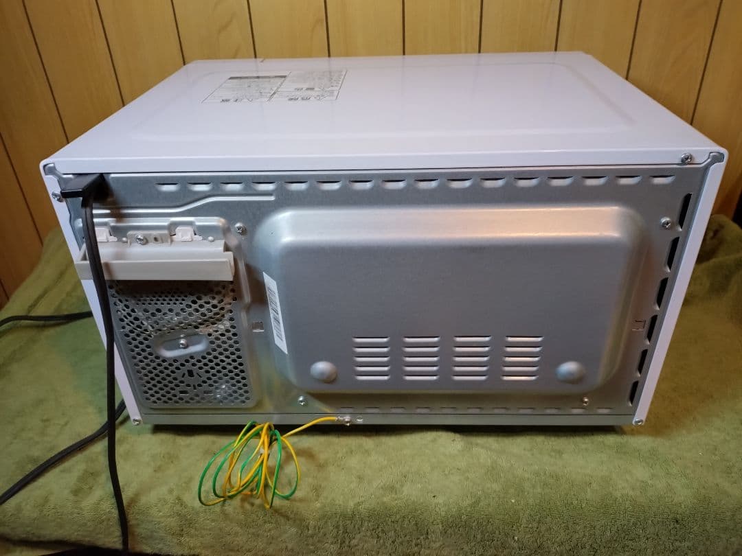 東芝オーブンレンジ 庫内フラットテーブルER-S18(W)　2019年製