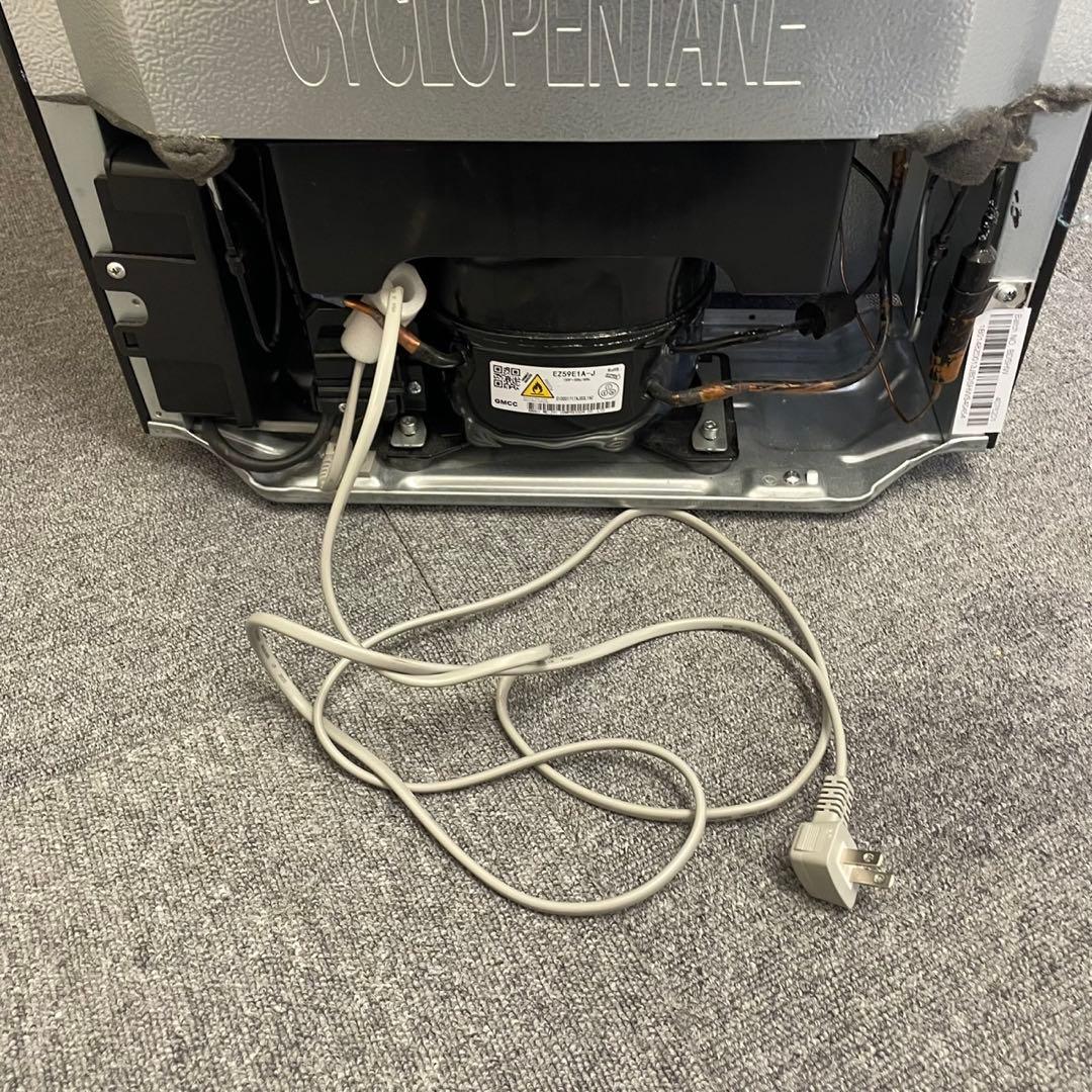 【美品】Hisense ブラック冷蔵庫 150L HR-D15CB 2020年製