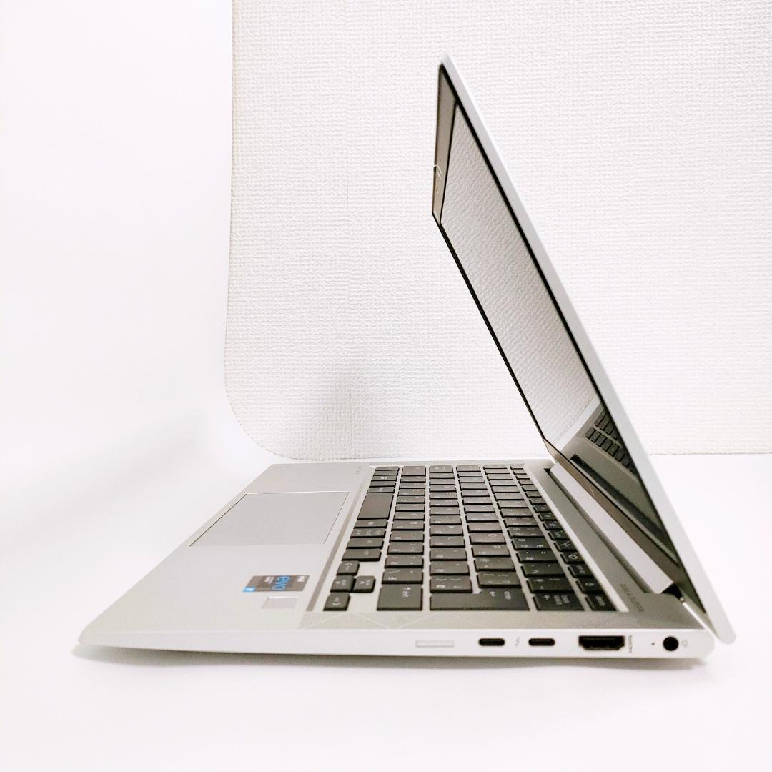 第11世代i7✨️16GB/SSD512G/小型/カメラ付きノートパソコン/HP