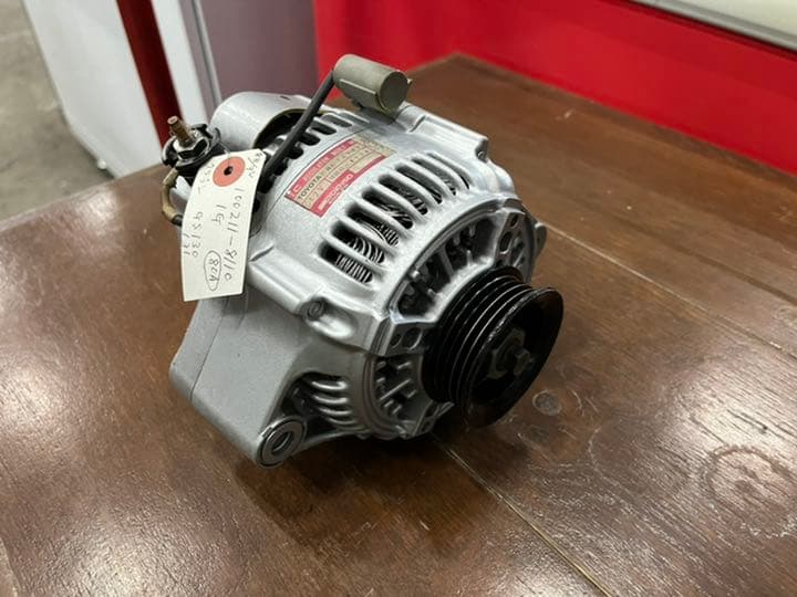 M-4 トヨタクラウン　オルタネーター　ダイナモ　GS130 131
