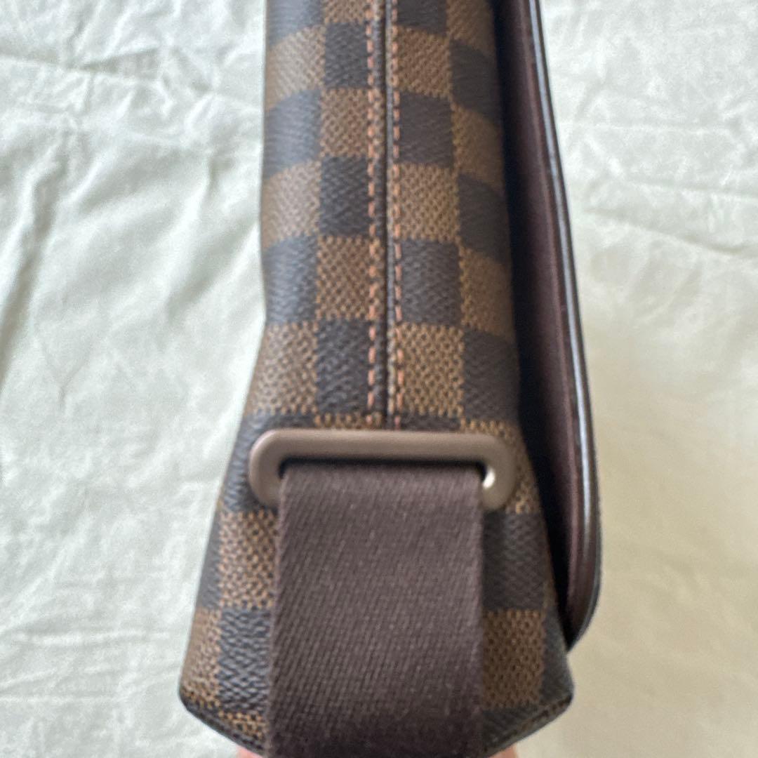 ルイヴィトン　ブルックリン　PM ダミエ　ショルダーバッグ　斜めがけ　LV