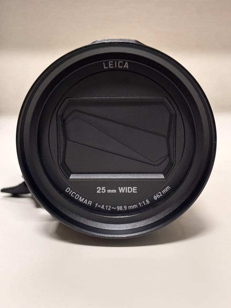 【Panasonic】4Kビデオカメラ HC-VX1M SDカード・バッテリー付