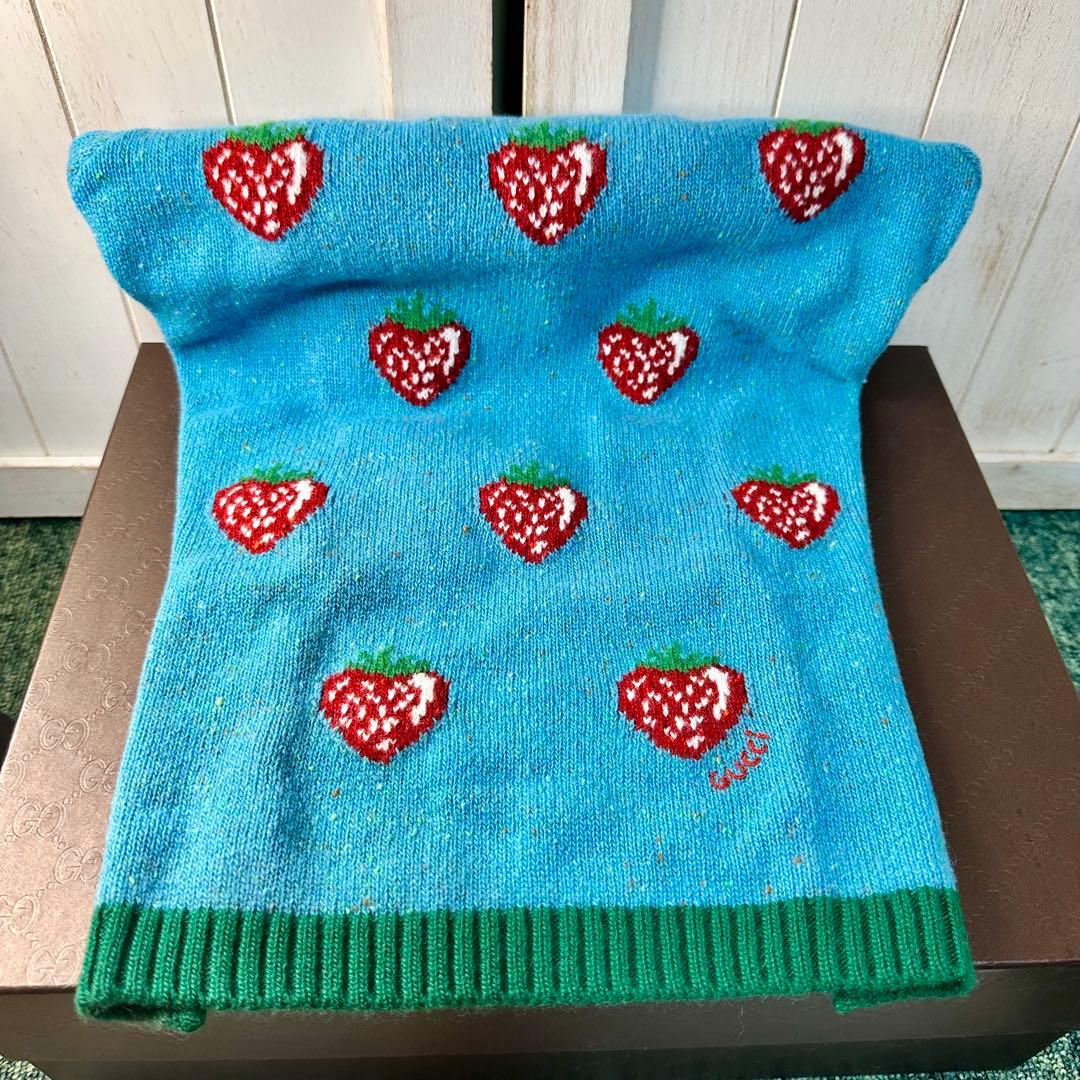 GUCCI グッチ 犬猫 ペット用服 ニット セーター イチゴ柄 Lサイズ