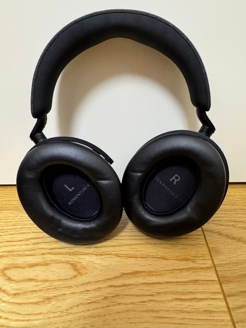 ゼンハイザーワイヤレスヘッドホン MOMENTUM 4 Wireless（箱付）