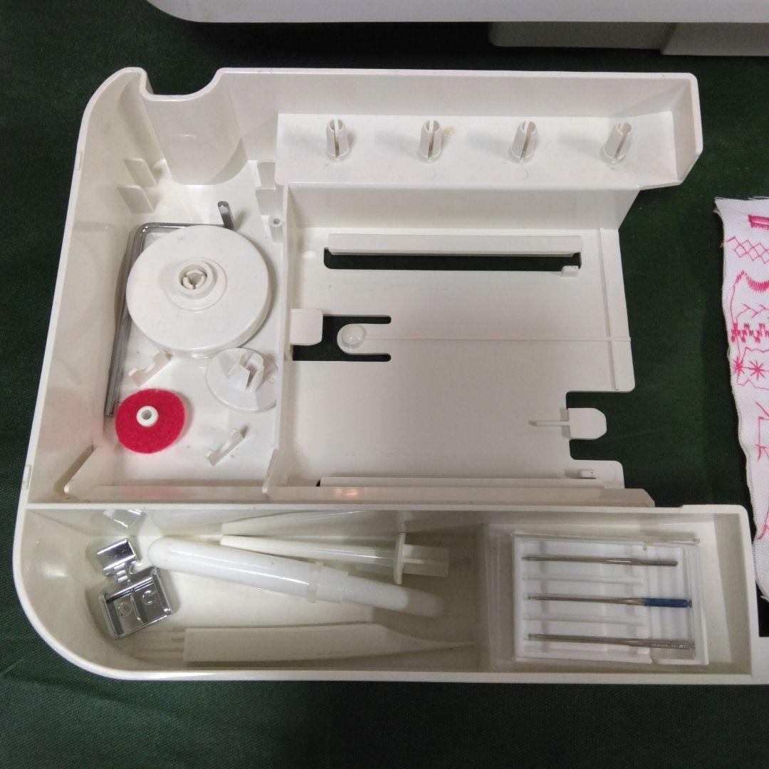 ジャノメミシン、エクール