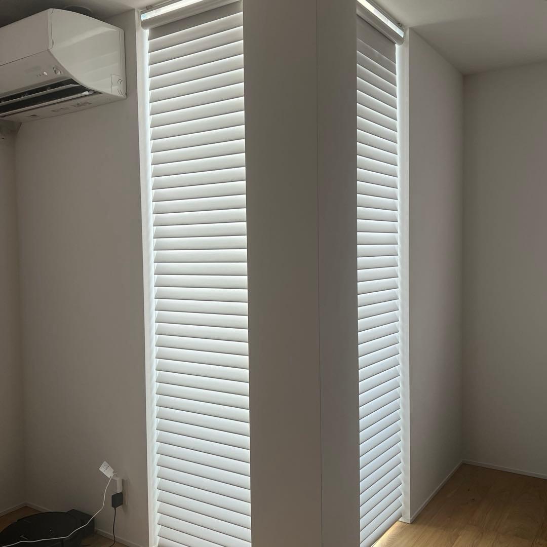 調光ロールスクリーン　hanari