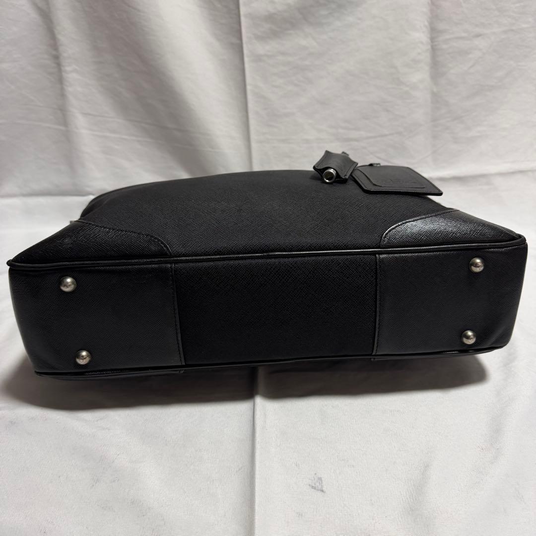たつ様　ペッレモルビダ　ビジネスバッグ　キャピターノ　ブラック