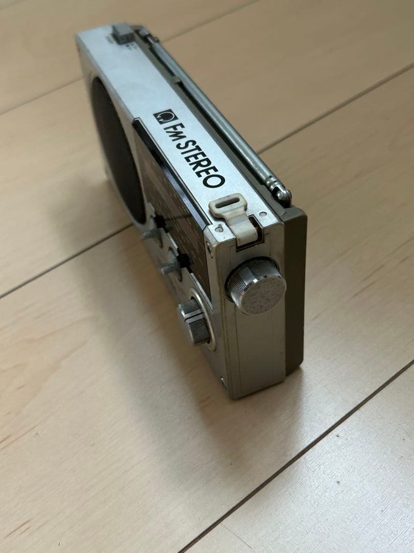 昭和レトロ TOSHIBA FM/AMラジオ RP-S7 動作品