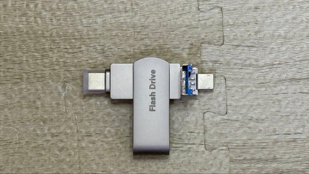 [特典山盛り]iPhone13(美品) バッテリー最大容量96%(純正交換)