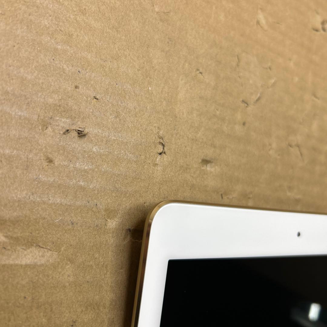 Apple iPad Air 2 Wi-Fi 64GB ゴールド