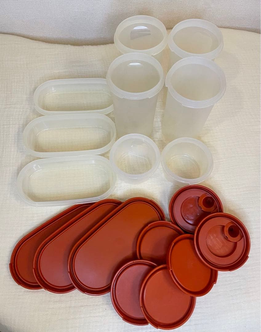 美品 タッパーウェア ＭＭだ円 ディスペンサー９個セット食品保存容器