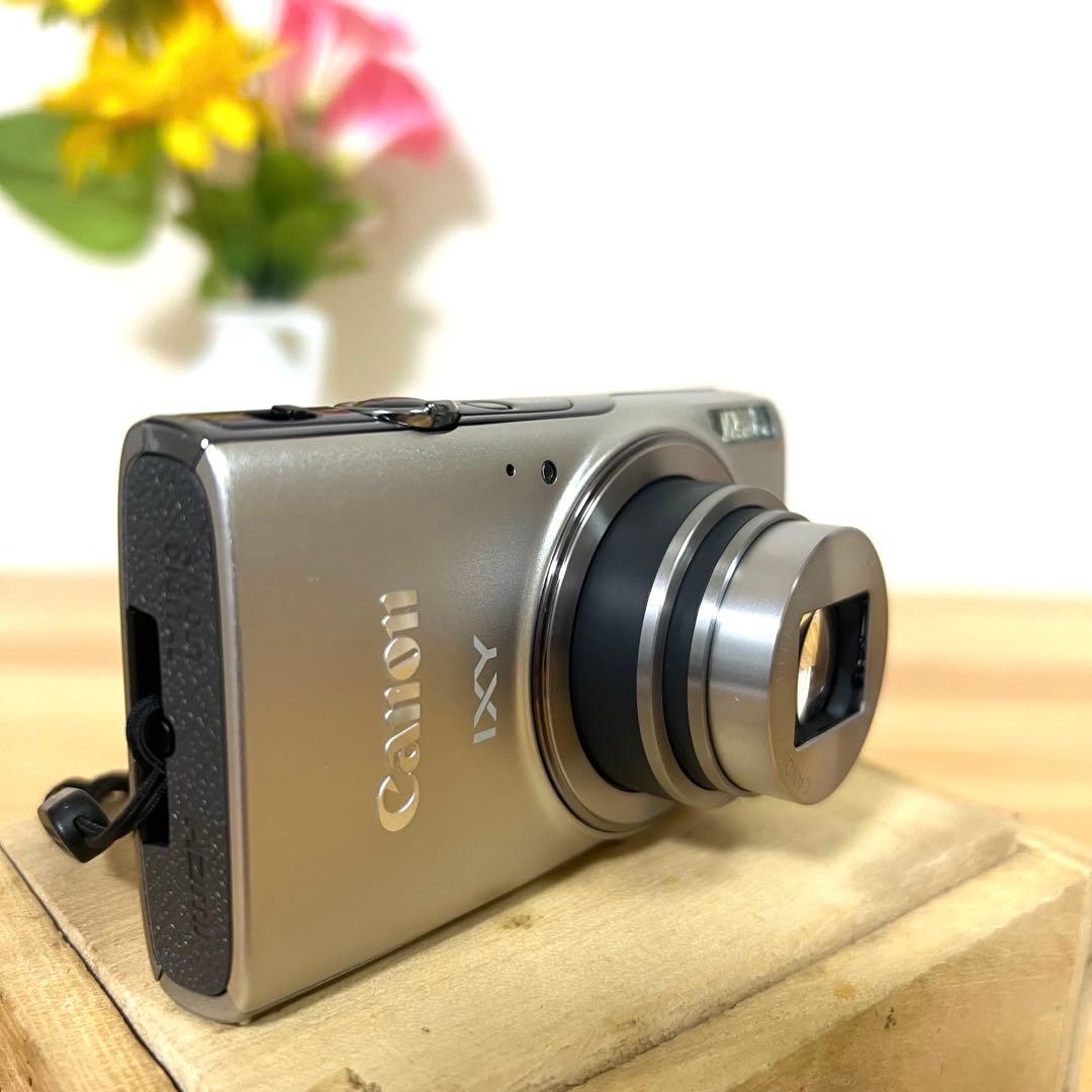 入手困難　Canon IXY 650 コンパクトデジタルカメラ　シルバー