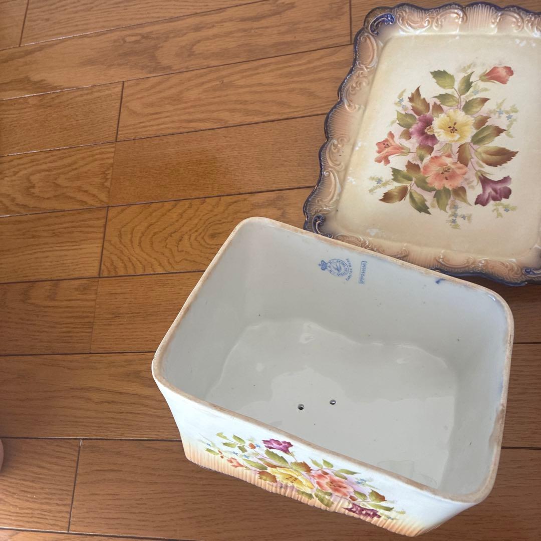 英国カールトン　アンティーク