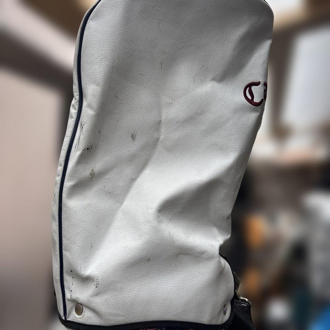 Callaway Vシリーズ キャディバッグ ホワイト/ネイビー/レッド