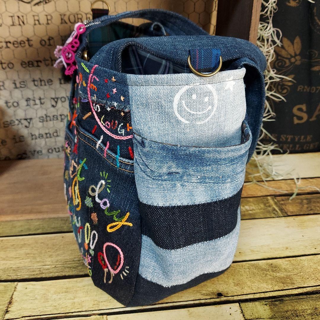 刺繍デニムバック　No.641　デニムリメイク　刺繍バック　チューリップバック