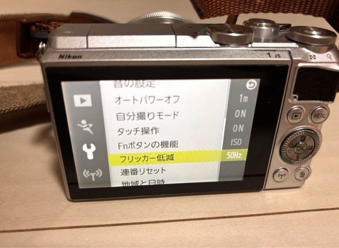 【カーズ】NikonJ5 ニコンミラーレスカメラ ダブルレンズセット