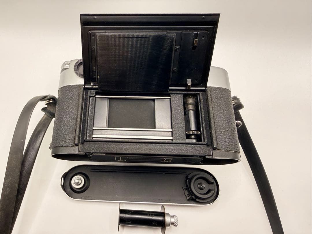 フィルムカメラ Leica M3 + Minolta M-Rokkor 40mm f/2