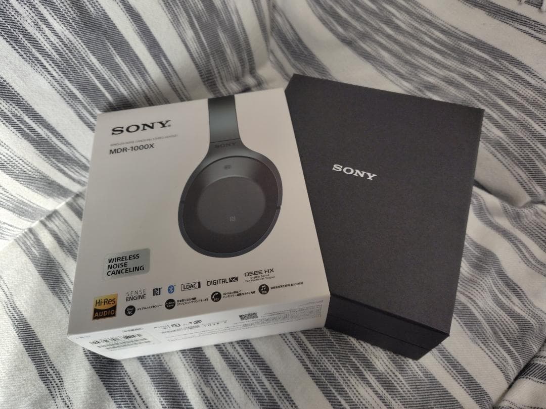 SONY製 ワイヤレスノイズキャンセリングヘッドホン MDR-1000X