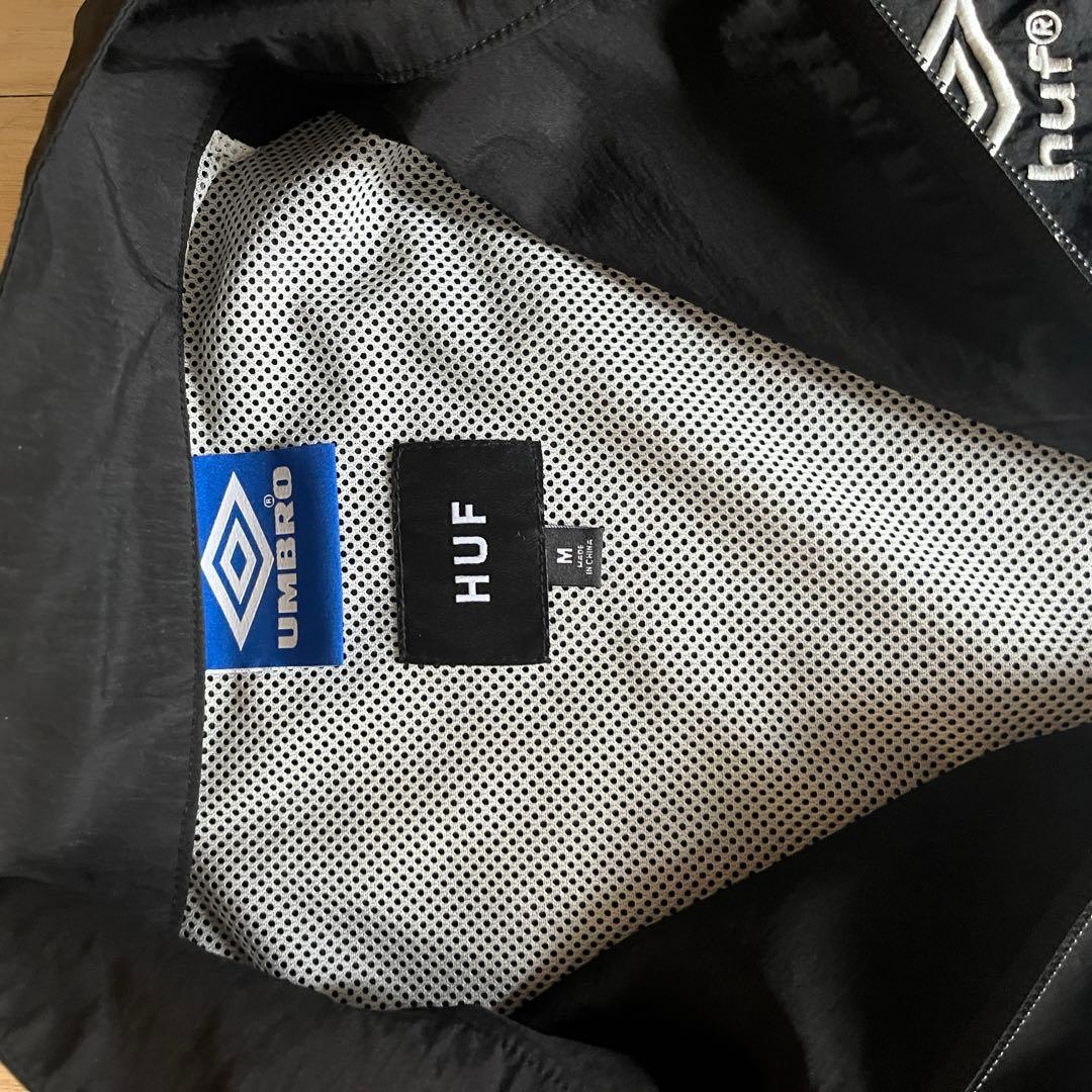 ケ*ラ様 UMBRO HUF コラボ　ナイロンジャケット　 M ブラック/ホワイ