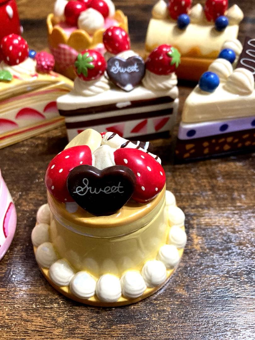マザーガーデン☆陶器小物入れ9個セット☆ケーキ　いちご　平成レトロ