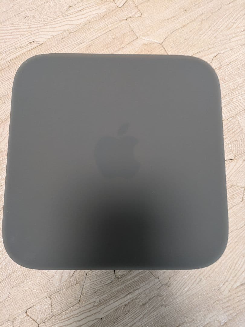 Apple Mac mini 2018 Core i3 8GB スペースグレー