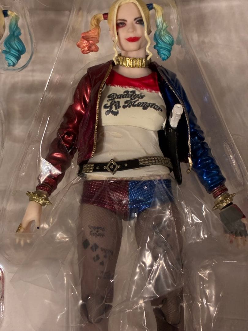 MAFEX マフェックス 033 HARLEY QUINN ハーレークイン