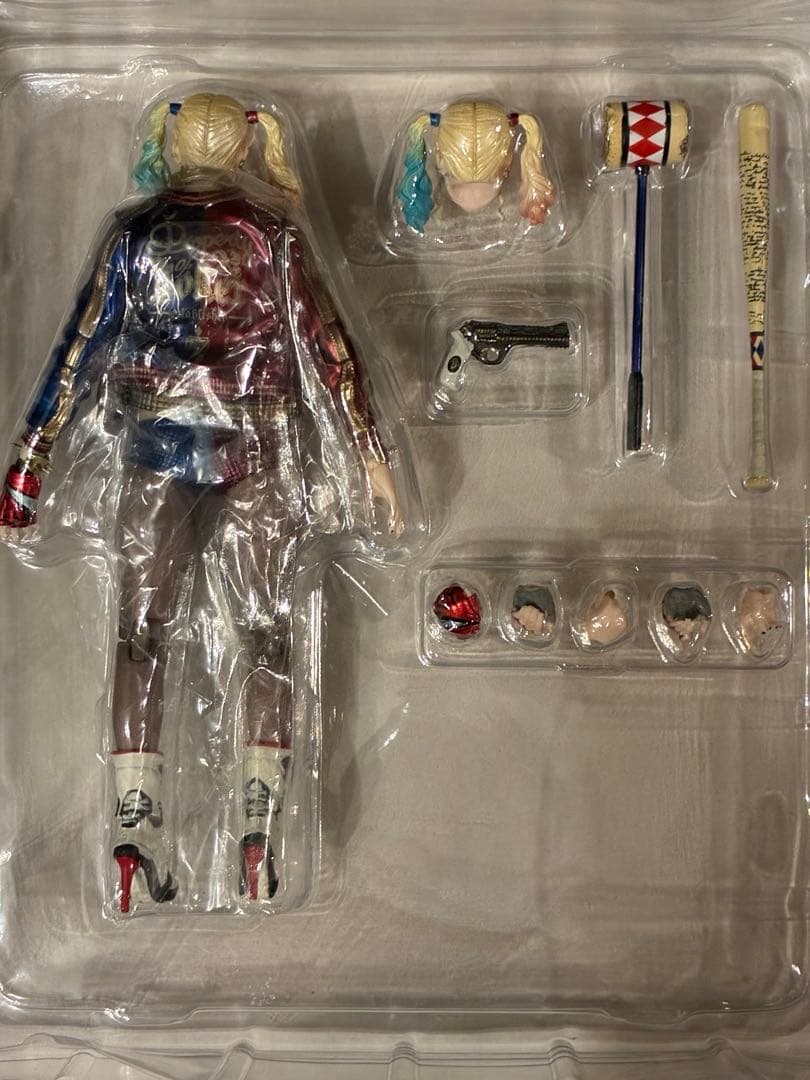 MAFEX マフェックス 033 HARLEY QUINN ハーレークイン