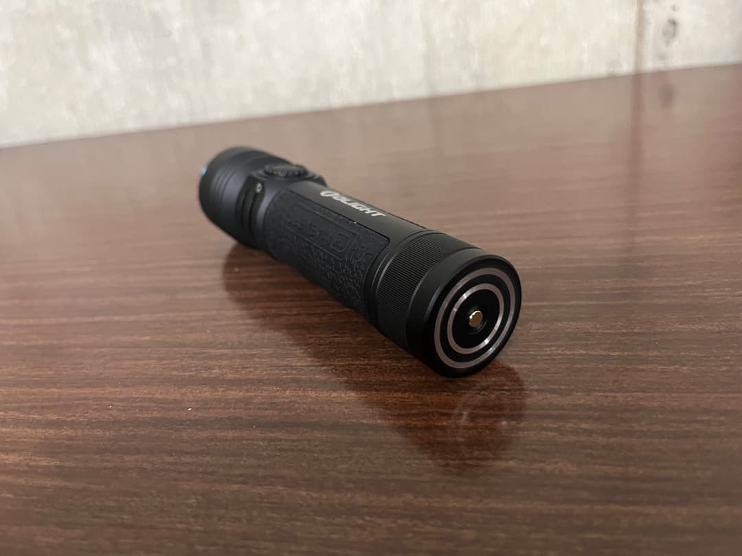 オーライト olight Seeker 4 Pro