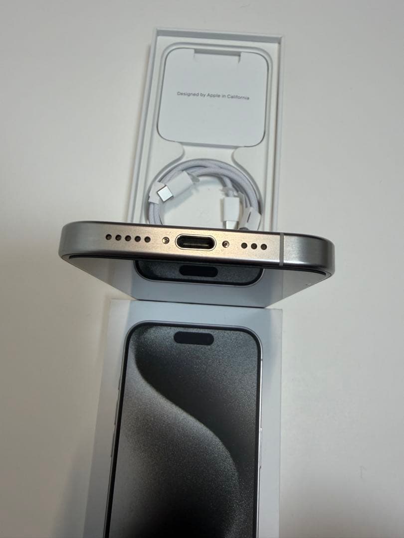 【美品】iPhone 15 Pro 128GB SIMフリー