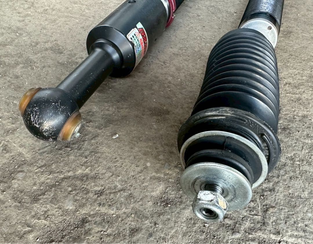 パーツ DAMPER ZZR DAA-NHP10 TOYOTA AQUA