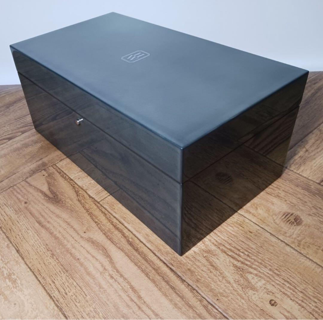 ★希少★HARRY WINSTON レアタイムピース 空箱 ジュエリーボックス