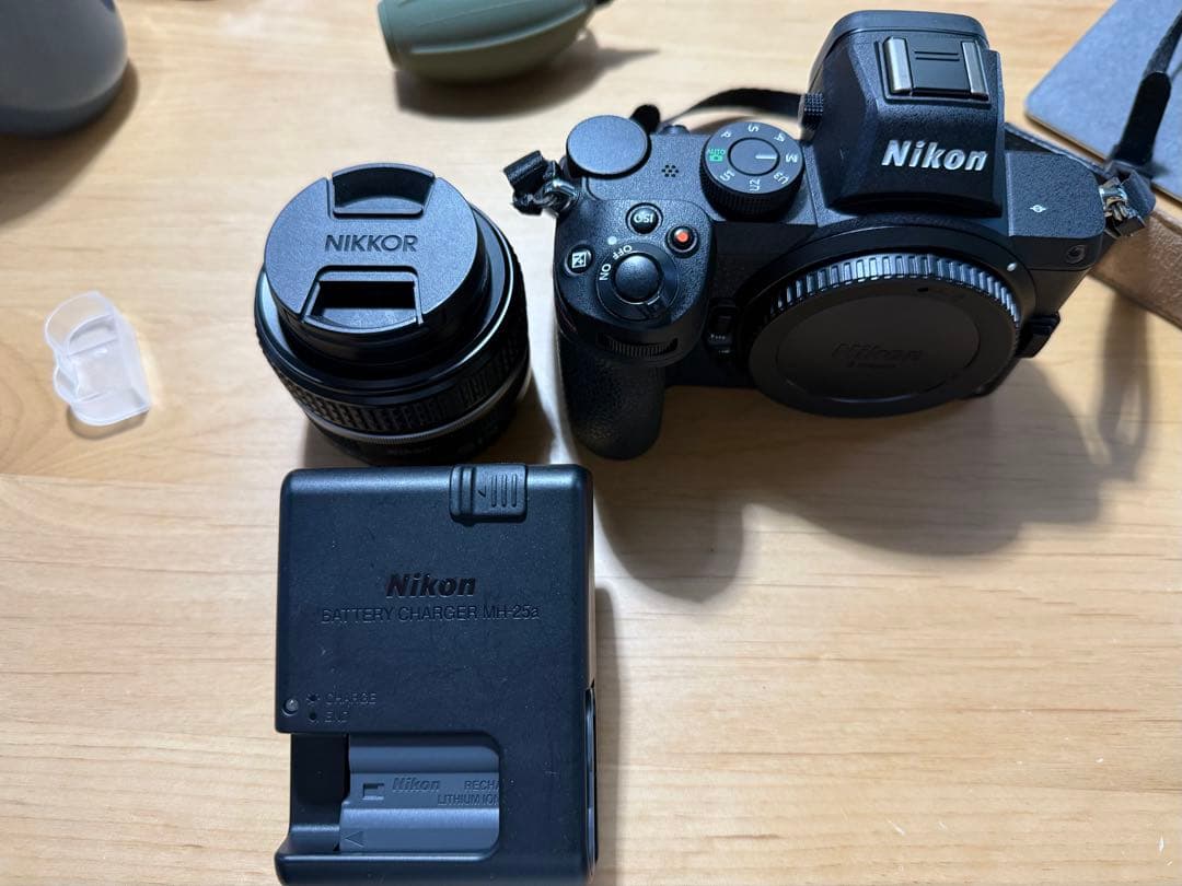 デジタルカメラ NikonZ5 +NIKKORZ28mmf/2.8 SpecialEdition