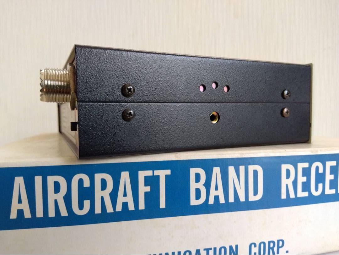 R-532 航空無線受機（アジア通信)
