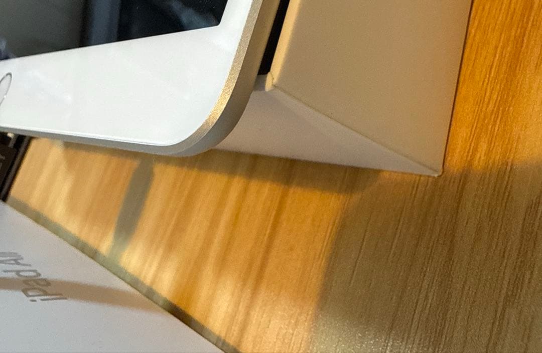 よ*1様 iPad Air 第3世代 Wi-Fi 64GB MUUK2J/A シ