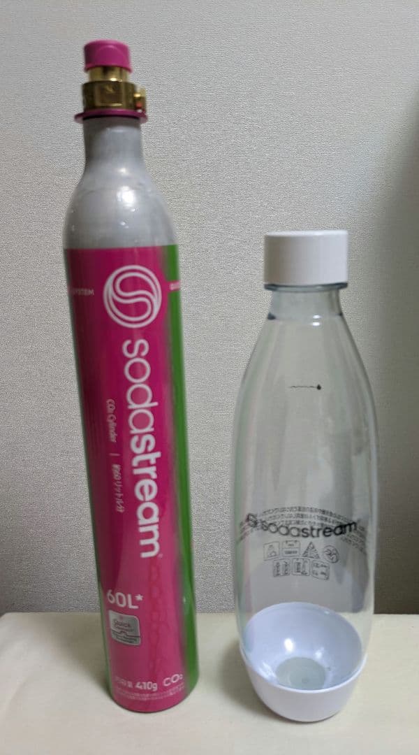 sodastream ART 炭酸水メーカー アート　空シリンダー　ボトル付き