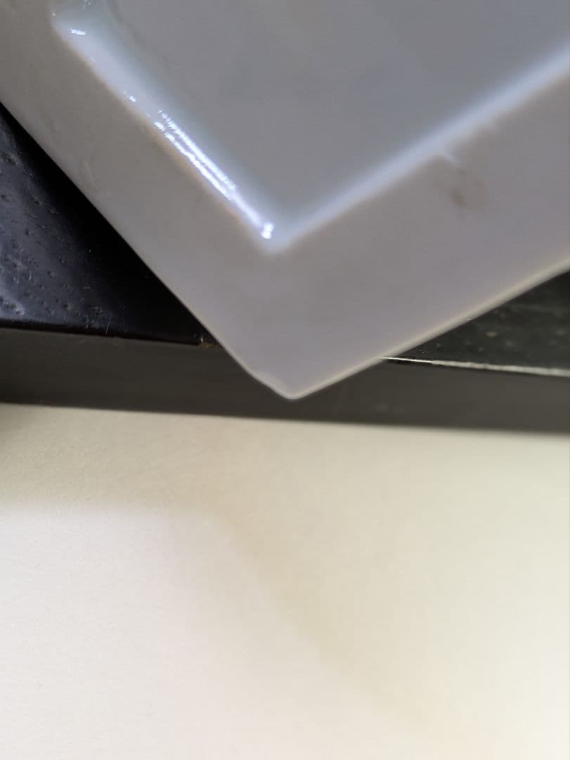 有田焼、十二代酒井田柿右衛門、『白磁坂本龍馬胸像』、銘有、箱無