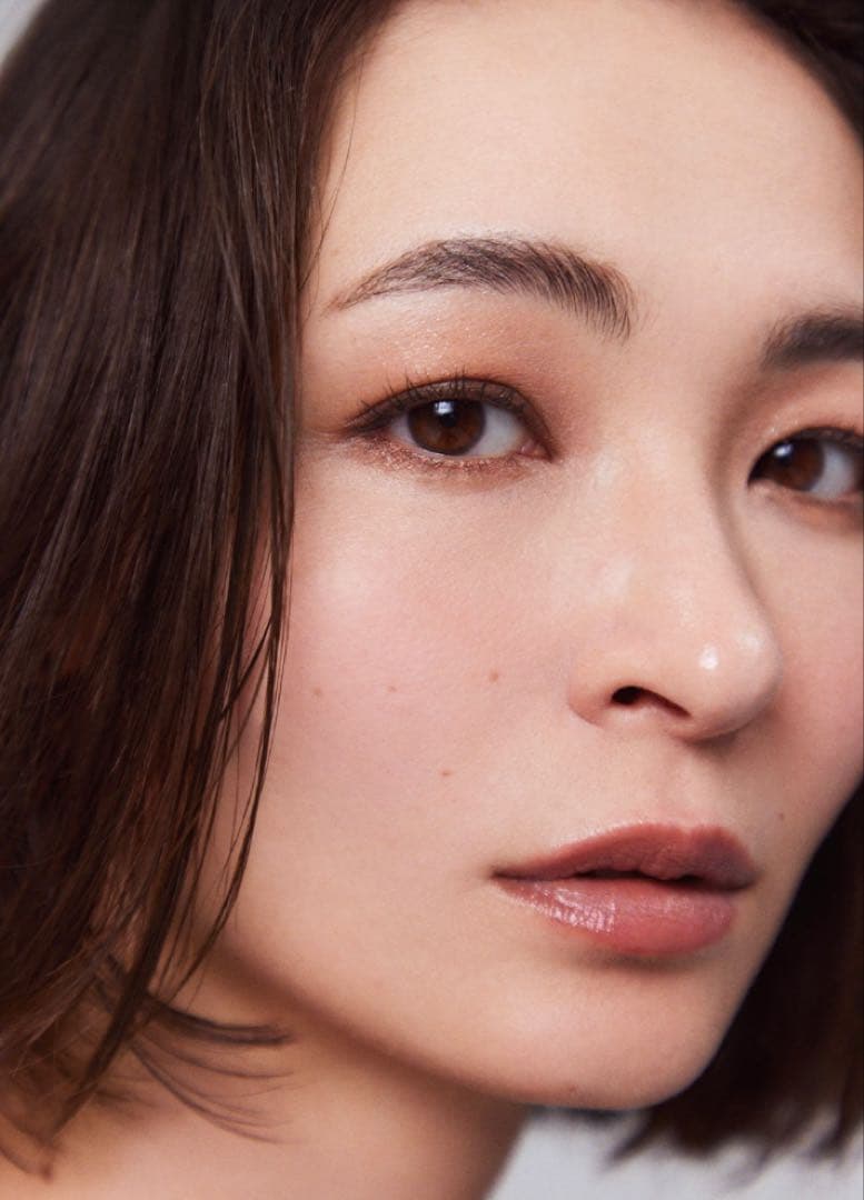 レア！希少！完売品！シグニチャーカラーアイズ　15 凛覗　プレゼント　クリスマス