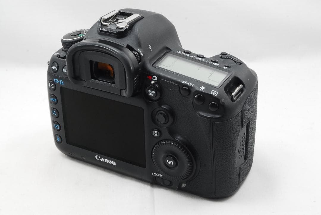 キャノン EOS 5D Mark Ⅲ &バッテリーグリップ BG-E11 385
