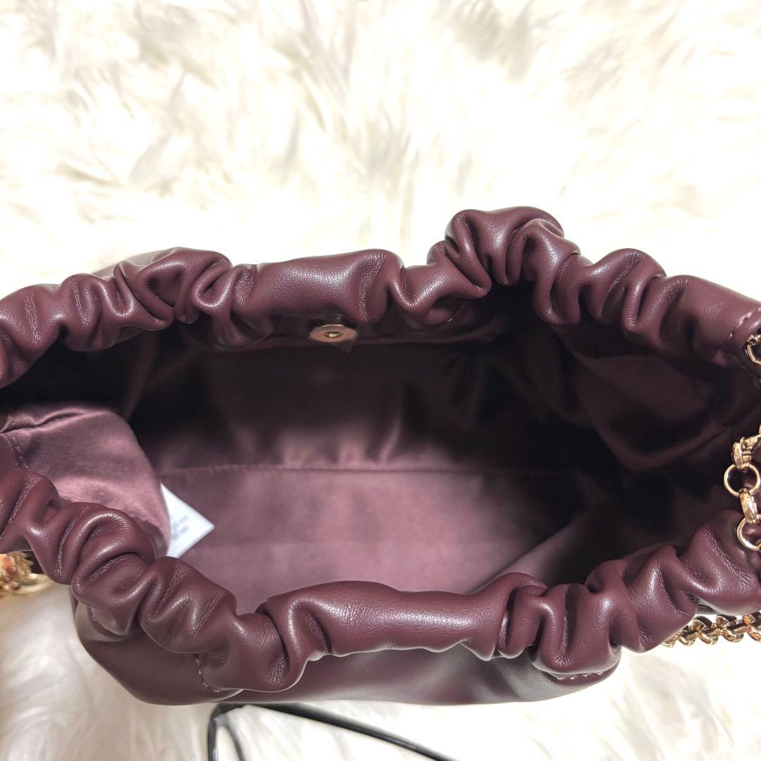 【SNIDEL】ドロストチェーンバッグ　バーガンディ