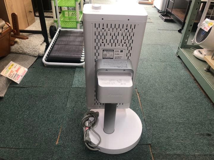 ダイキン ERFT11XS-W [遠赤外線暖房機 セラムヒート マットホワイト]