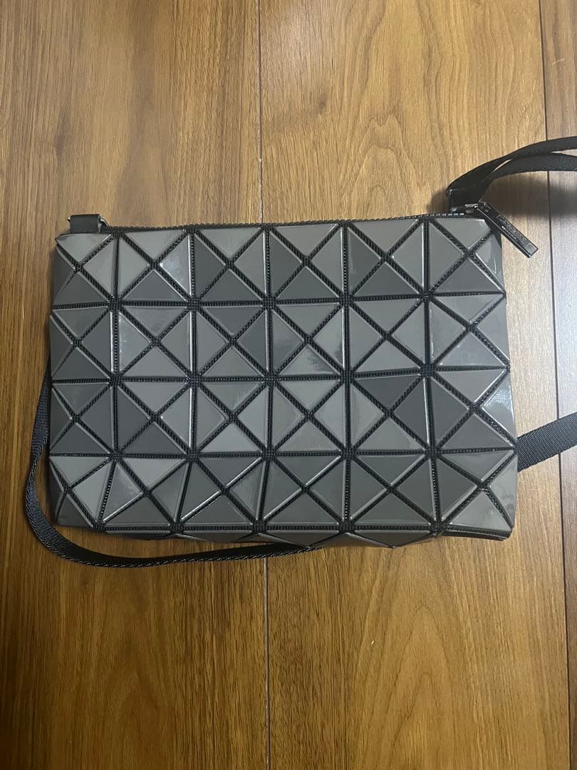 イッセイミヤケ　ショルダーバッグ