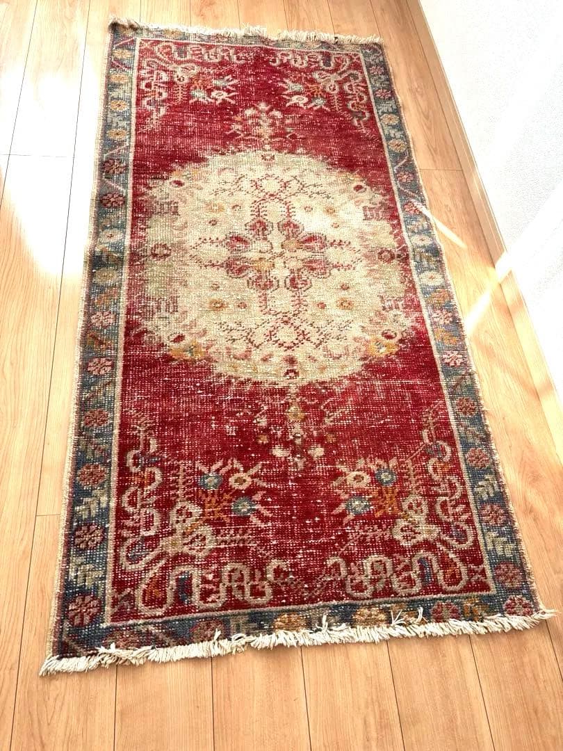 専用！ヴィンテージ　ラグ　トルコ　ギュネイ　絨毯