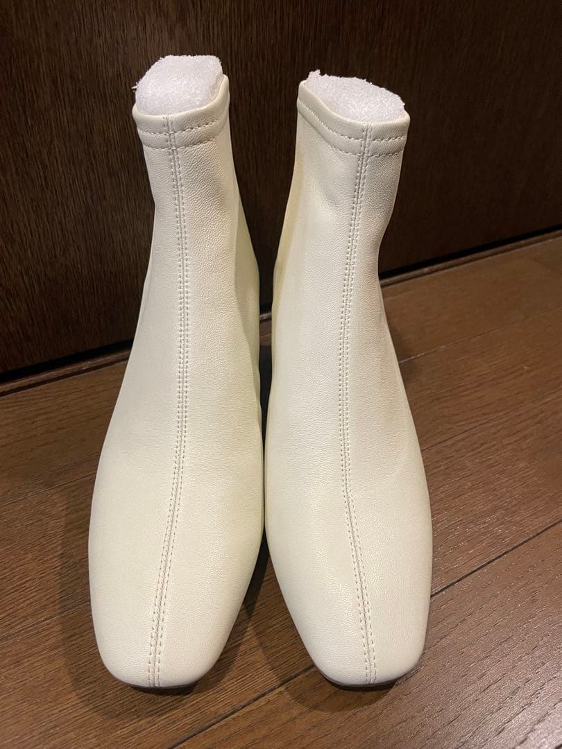 staccato スタッカート　ショートブーツ