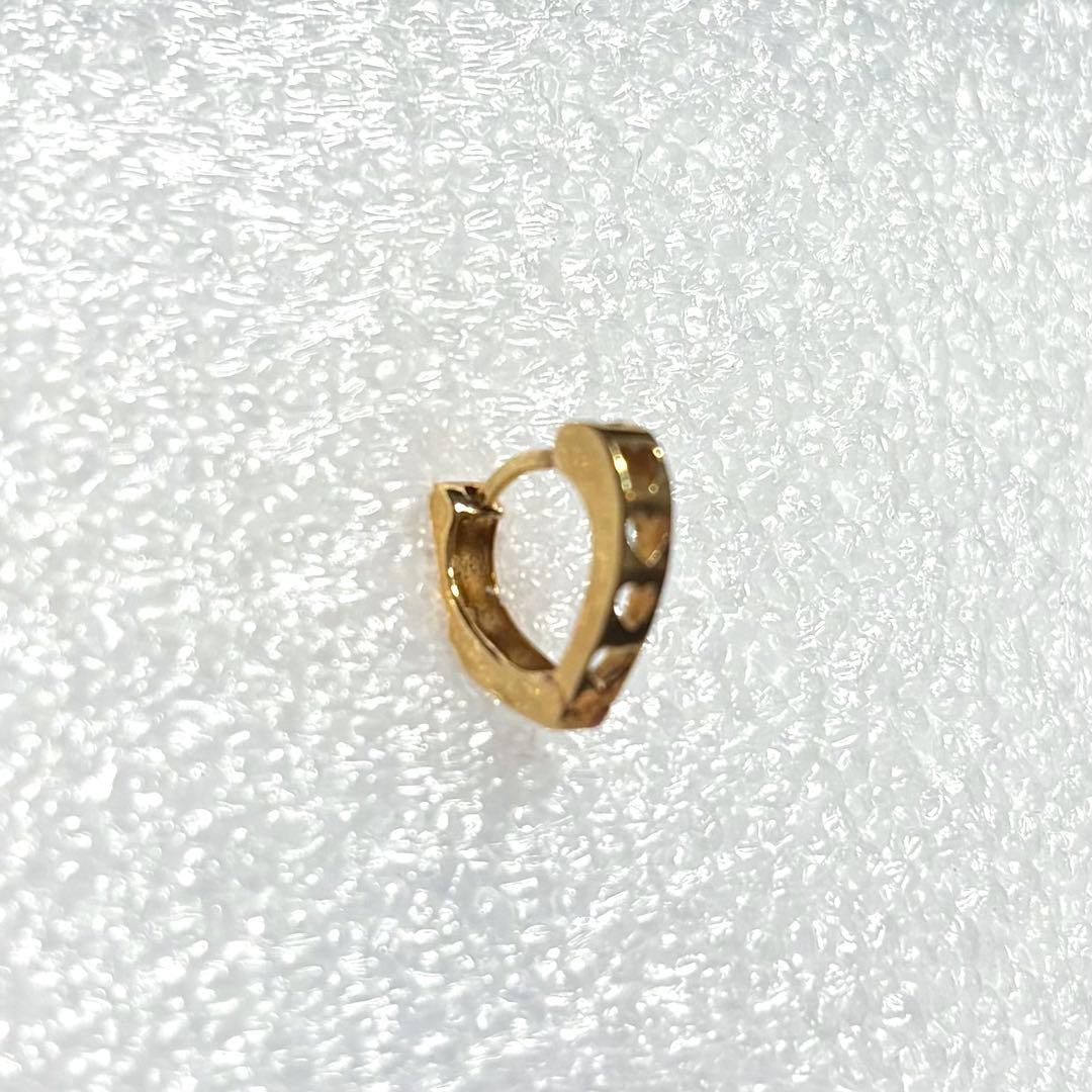 片耳のみ　K18 フープピアス　ハート18金 18k ゴールド製　中折れ式
