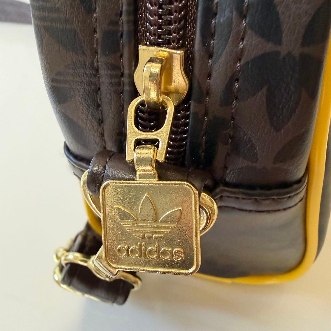 アディダス モノグラム ミニ ボウリングバッグ トレフォイル ミニボストンバッグ