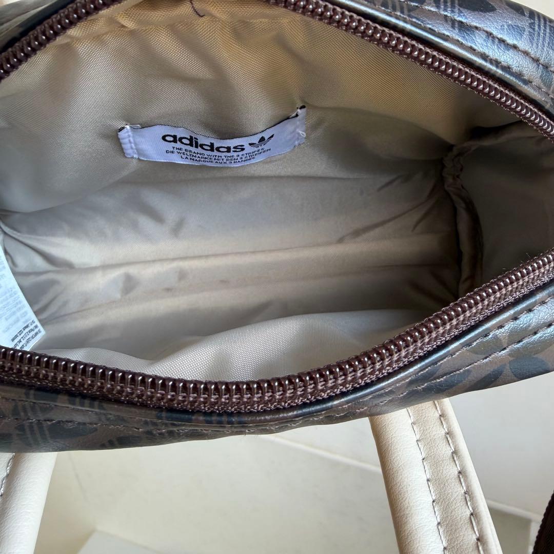 アディダス モノグラム ミニ ボウリングバッグ トレフォイル ミニボストンバッグ