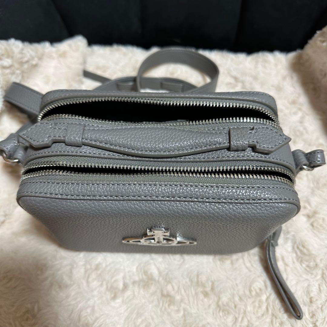 Vivienne Westwood ショルダーバッグ グレー