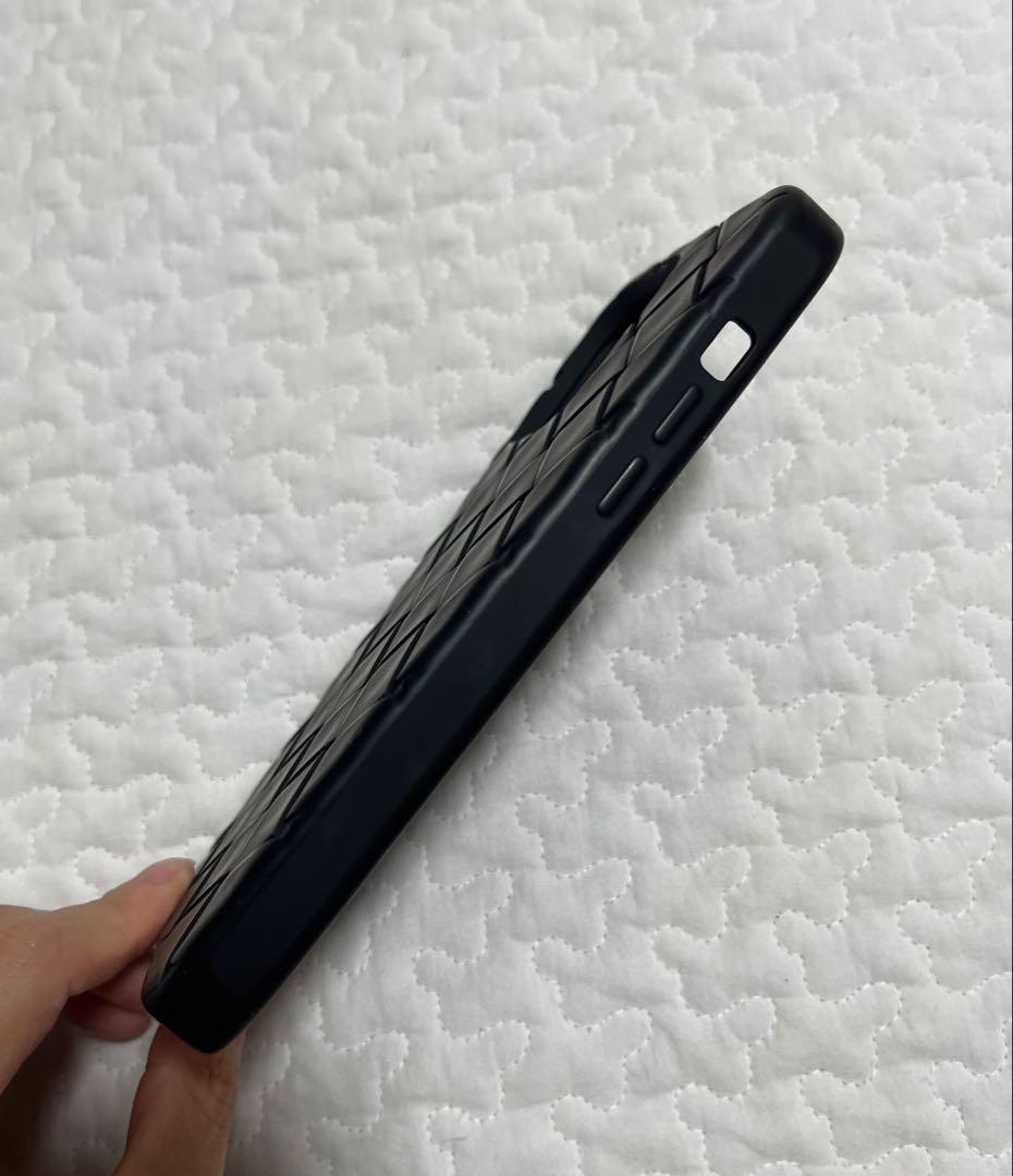 BOTTEGA VENETA ボッテガ iPhone15ProMax ケース　黒