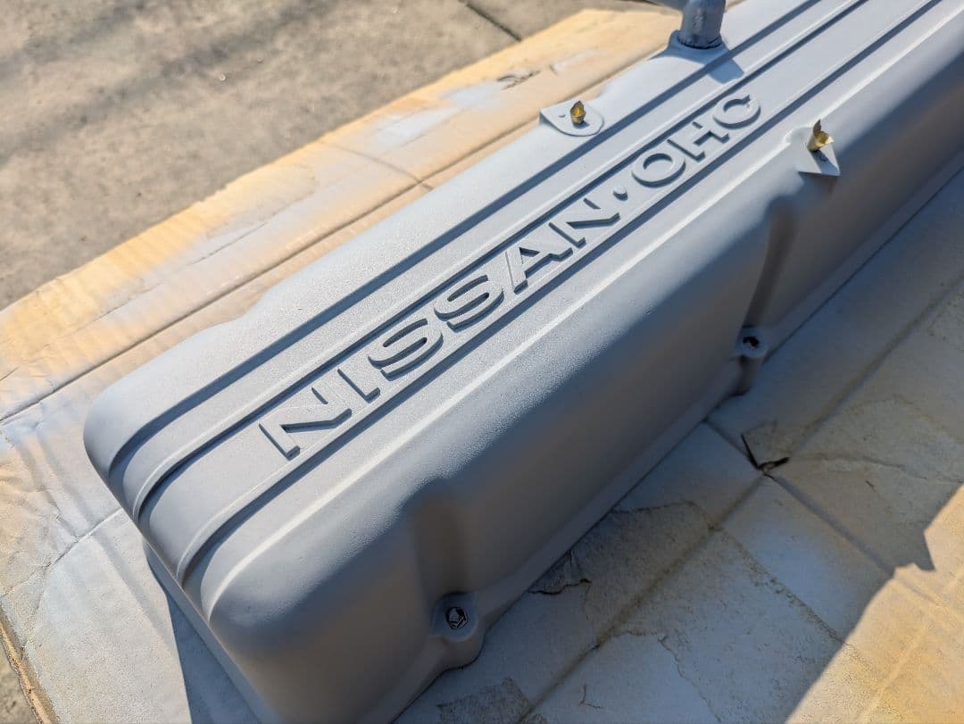 日産　NISSAN OHC L型エンジン　L6タペットカバー　結晶塗装　美品