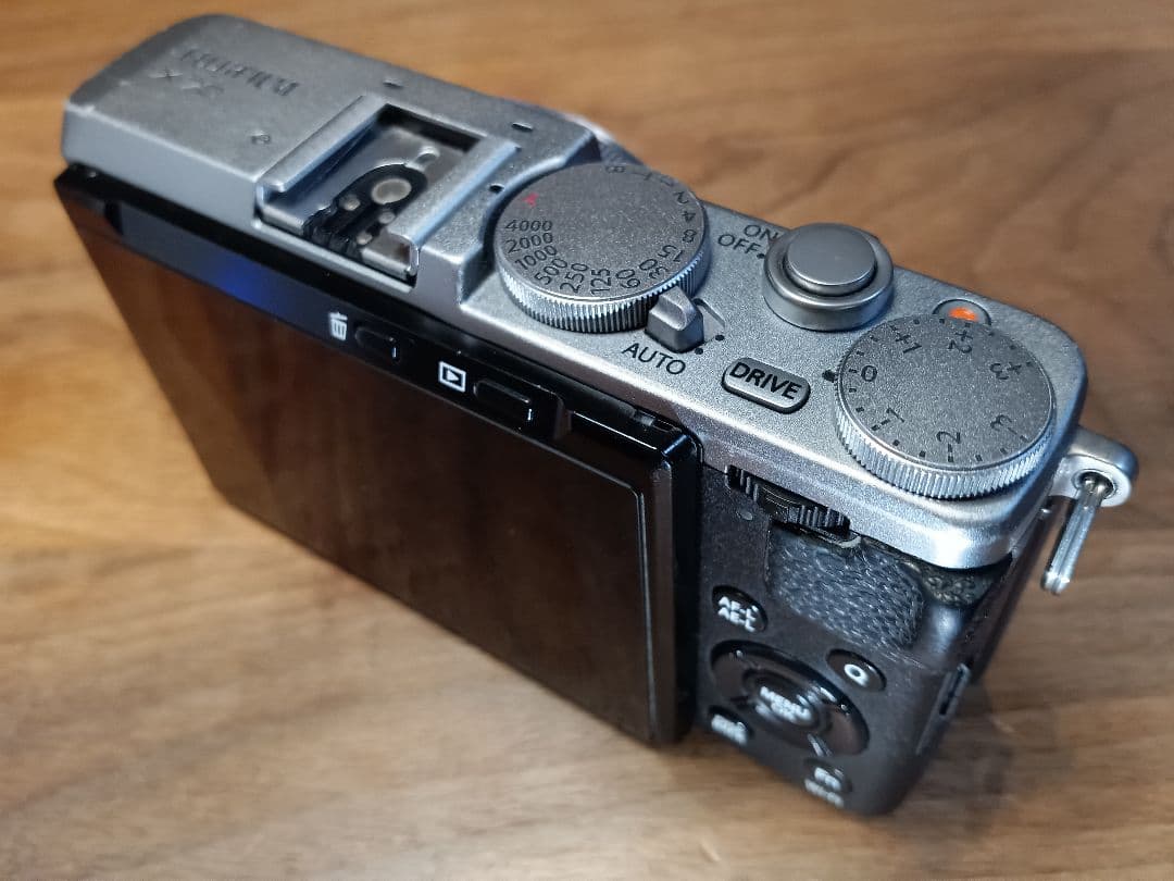 【純正レザーケースSET付き】FUJIFILM X70【取説+元箱+保証付】